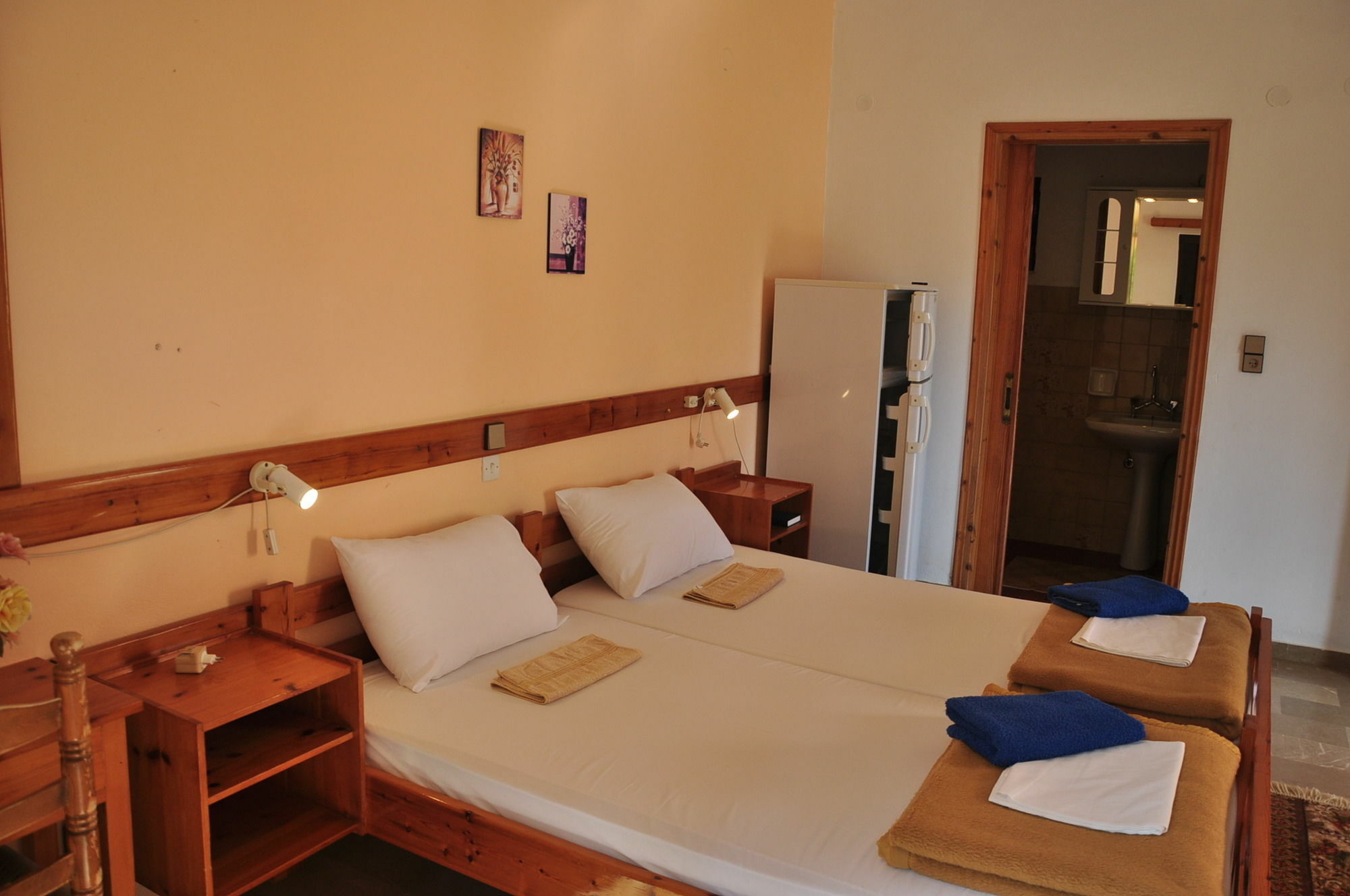 House Margot Hotel Палекастрон Екстериор снимка