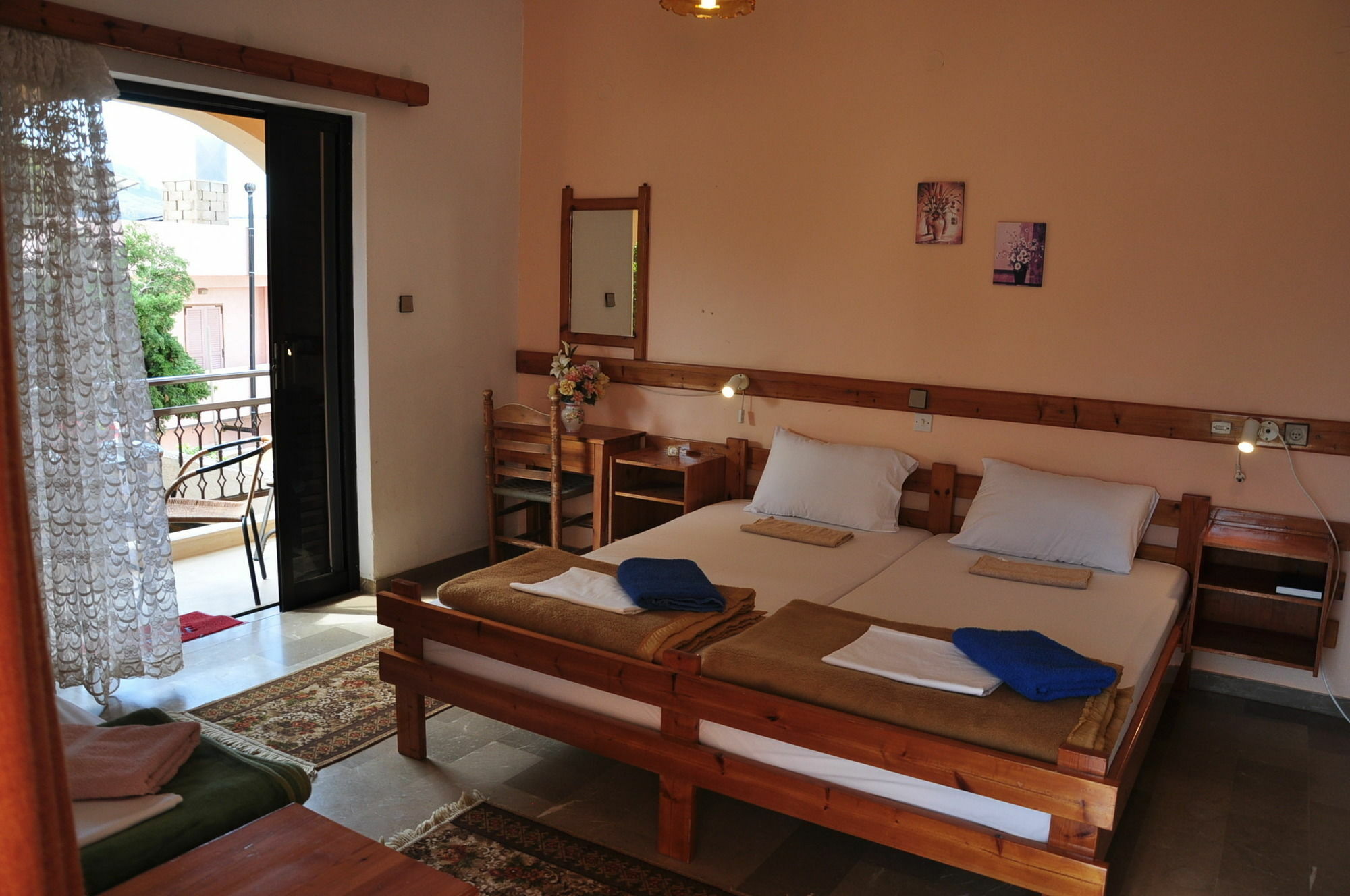 House Margot Hotel Палекастрон Екстериор снимка